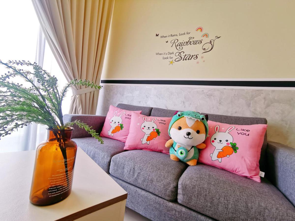 Legoland 3Min Lakeview Happyrainbowsuite 7Pax 2R2B Nusajaya  Eksteriør billede